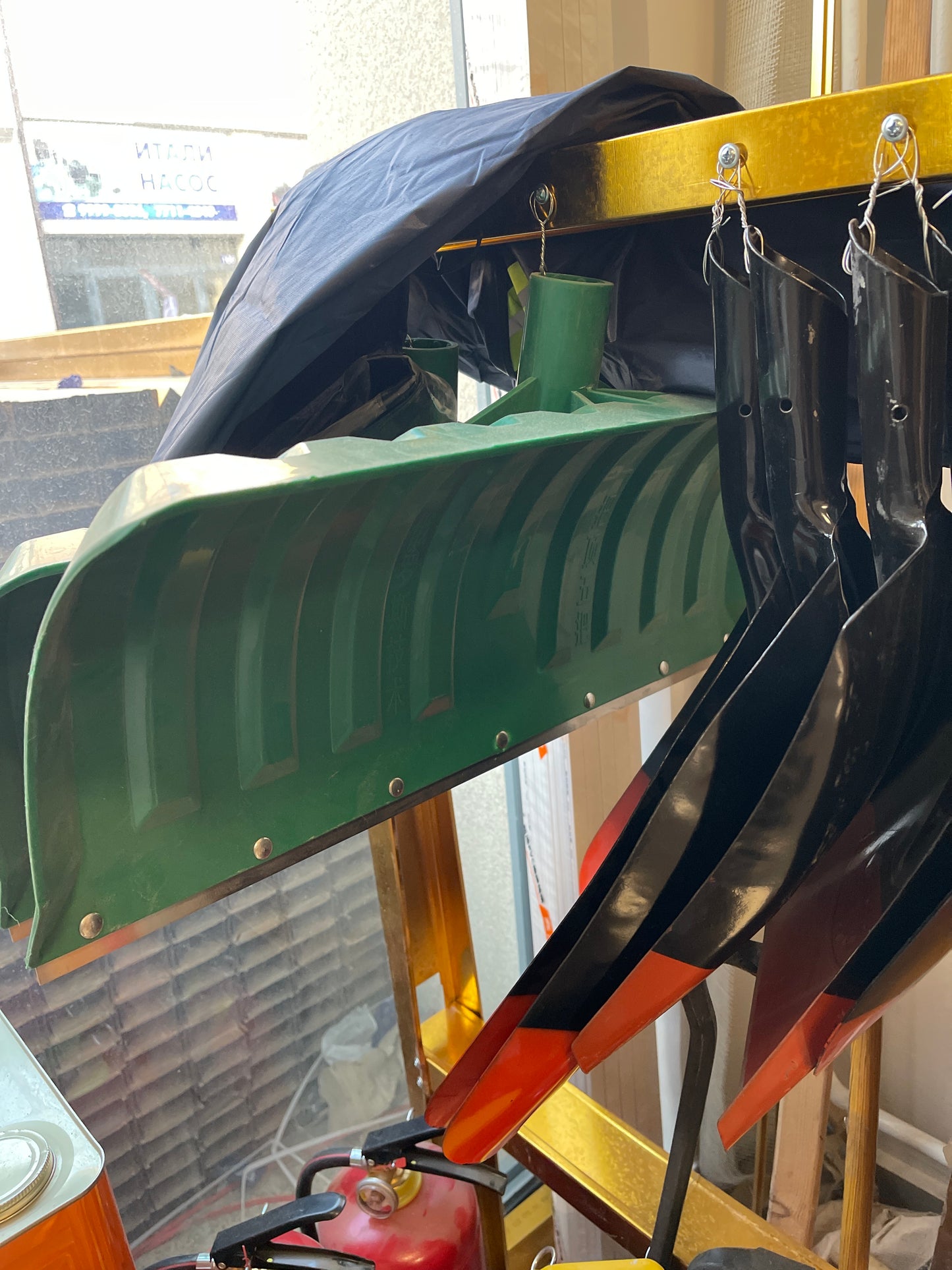 Ногоон хүрз