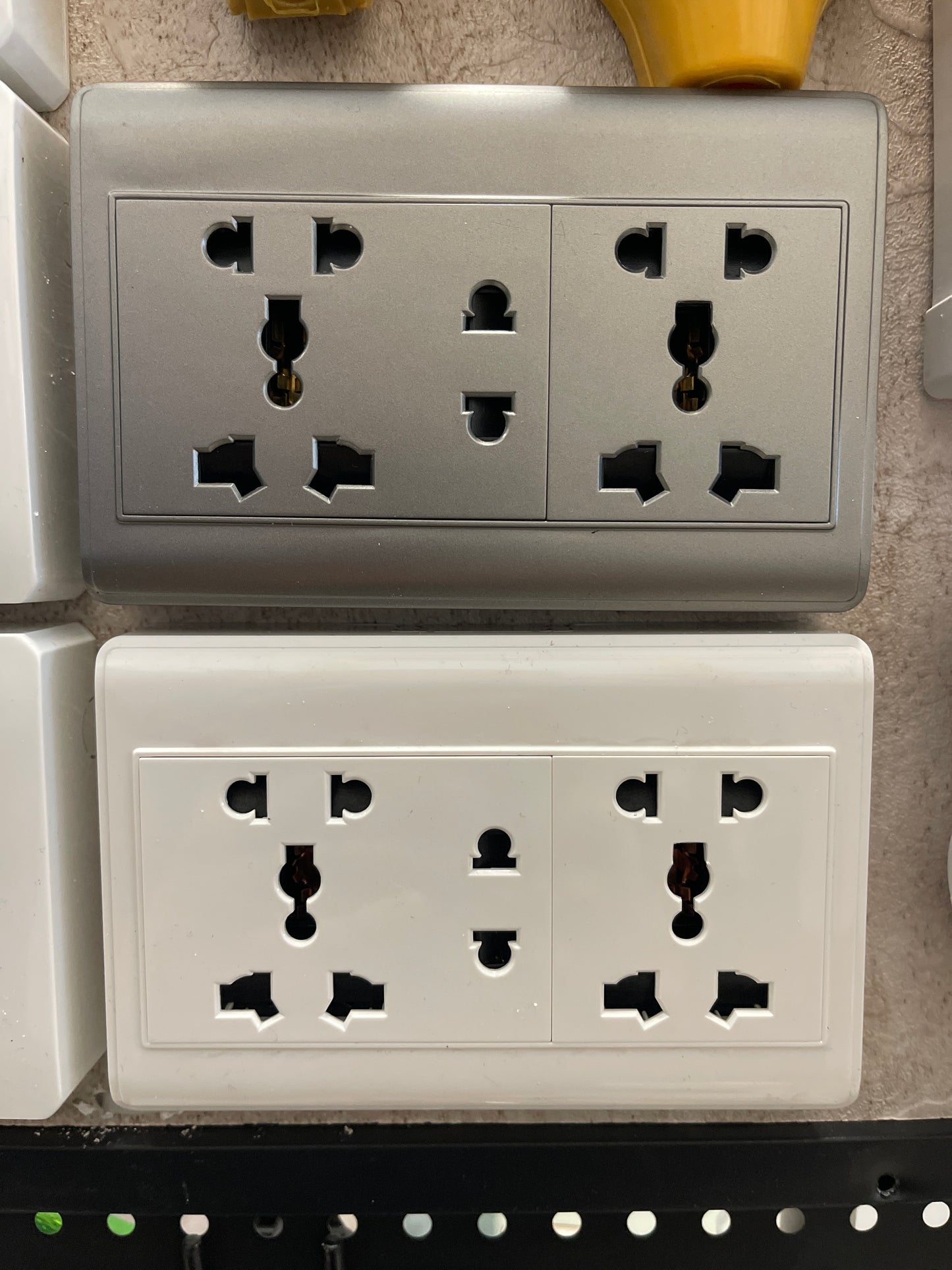 Разетка 5 тай