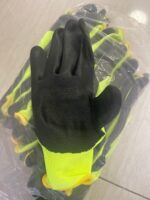 Нимгэн ногоон бээлий